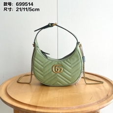 Gucci Hobo Bags